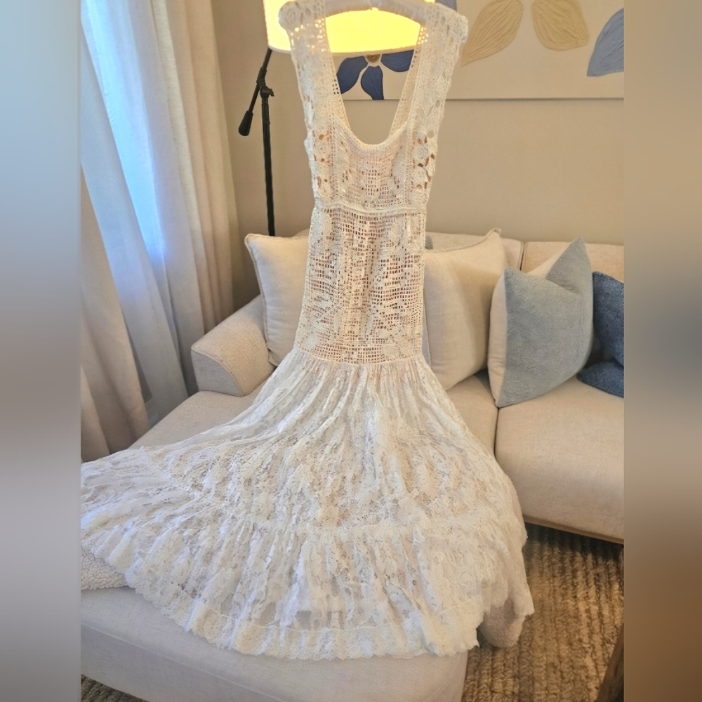 Chasing Unicorns Somebody to Love crochet and lace gown - Picture 8 of 15